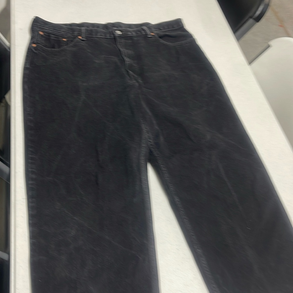 Men’s black Levi size 42x30 hardly worn!